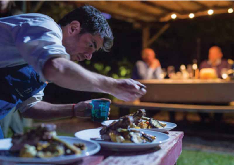 dining_800
